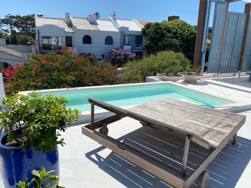 Casa en alquiler de la ruta al mar en La Barra